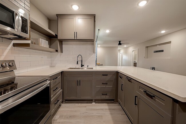 Photo - 3014 Delia St