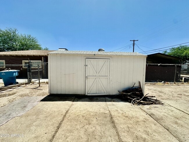 Photo - 4832 S 37th Ave