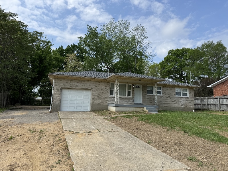 Photo - 3000 Wilkie Rd