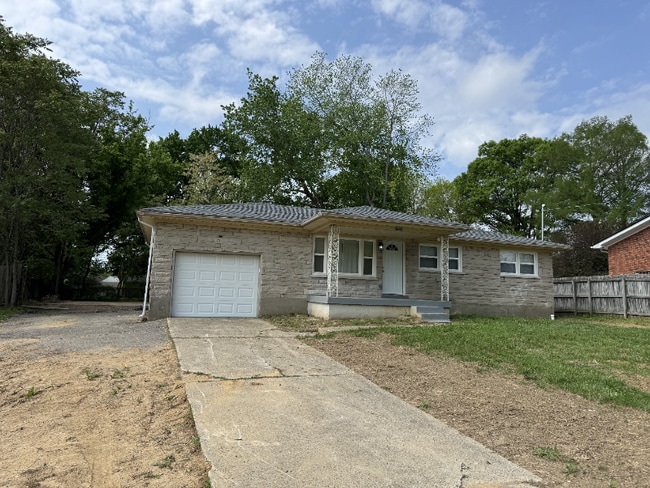 Photo - 3000 Wilkie Rd House