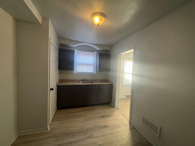 Photo - 11326 Marlowe St