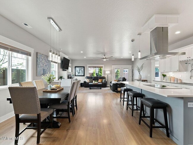 Photo - 1841 W Felton Dr