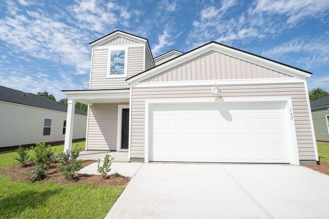 Photo - 142 Geranium Wy