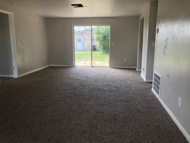Photo - 2 Bed 2 Bath Home | Corner Lot with Single Car Garage | Pet Friendly | Washer Dryer Hook Ups | Se...