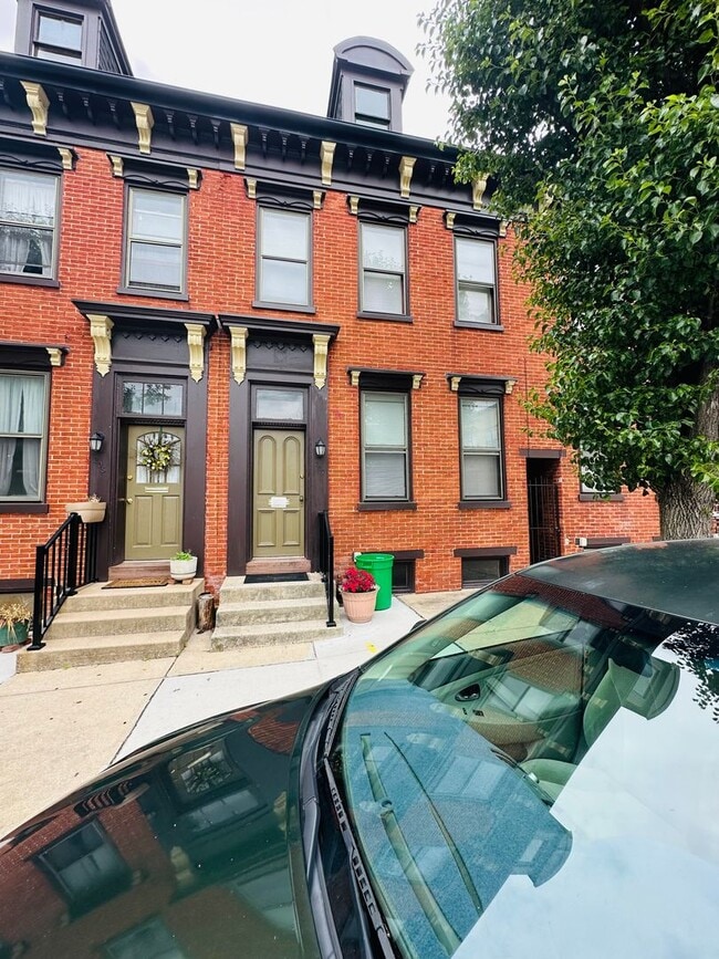 Photo - Two Bedroom House, Downtown Area