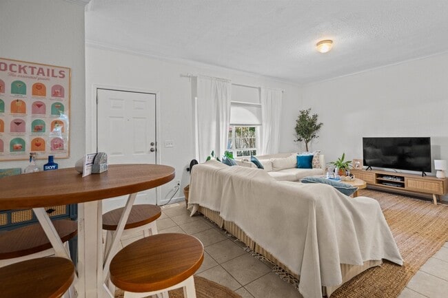 Photo - 114 Cedar St