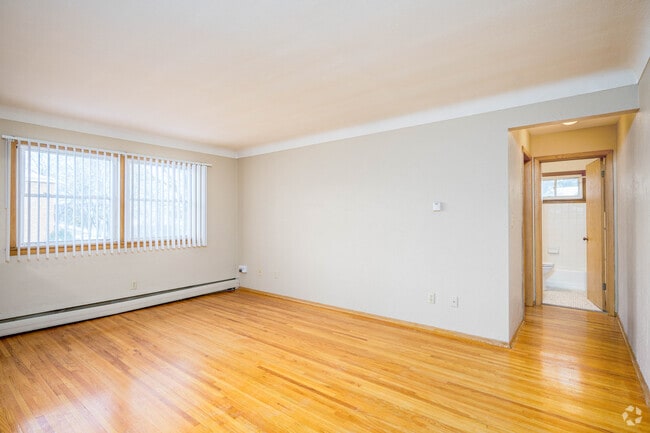 1BR,1BA - 510SF - Living Room - Rose Park Commons
