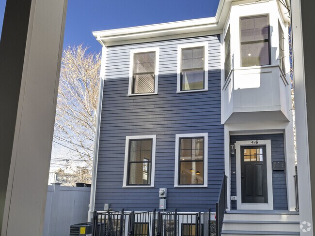 Building Photo - 48R Woodward St Unit R Rental