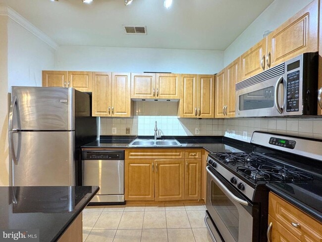 Photo - 12921 Centre Park Cir Unit 204
