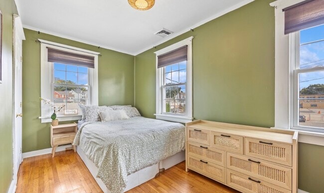 Photo - 204 Elliott Ave