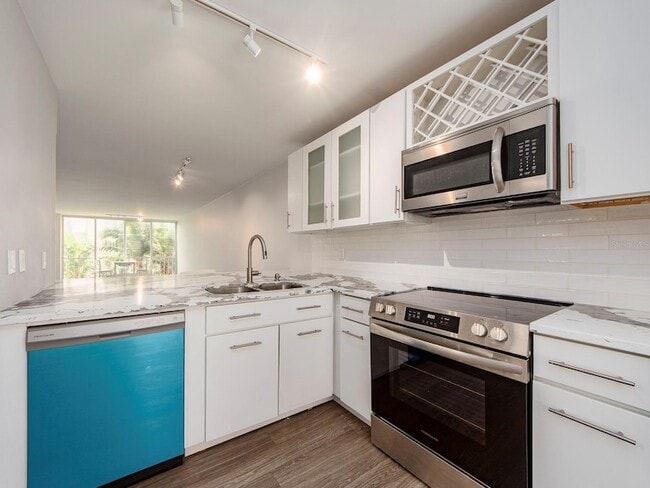 Photo - 121 Island Way Unidad 334