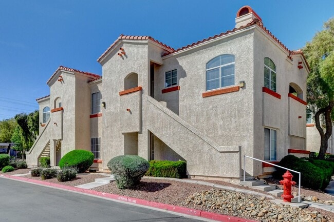 Photo - Stunning Upstairs Condo in Gated Indian Wells Community!