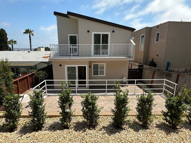 Photo - 2318 Geranium St