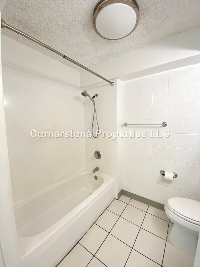 Photo - 329 California Ave