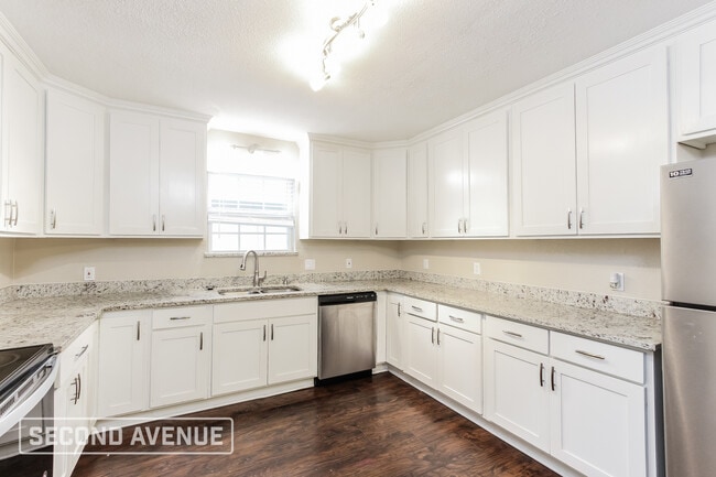 Photo - 2114 S Tyler St