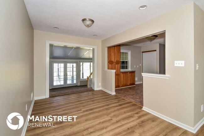 Photo - 6201 W Pages Ln