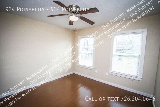 Photo - Cozy House in Harvard Place/ Eastlawn Unit 934 Poinsettia