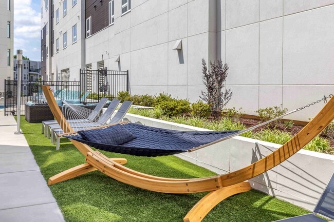 Lounge Hammocks