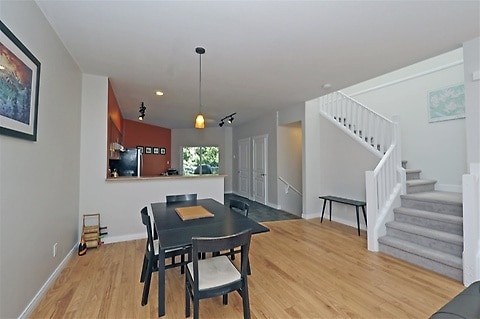 Photo - 1800 Mamquam Rd