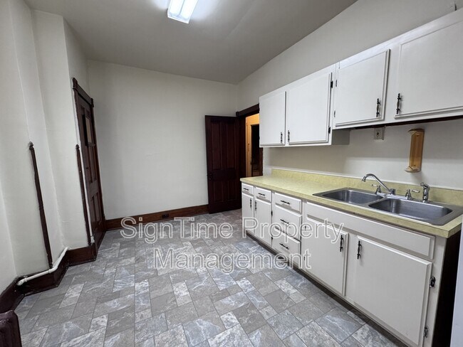 Photo - 825 Hamilton Blvd Unidad Apt C