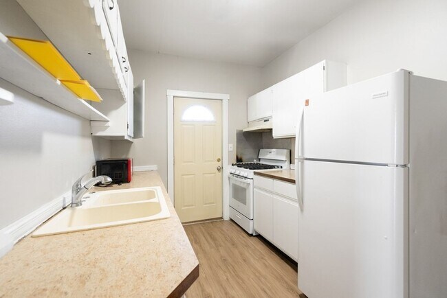 Photo - 1015 W 22nd St Unidad #1