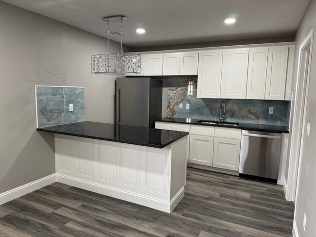 Photo - 3000 W Kellogg Dr Unit 308