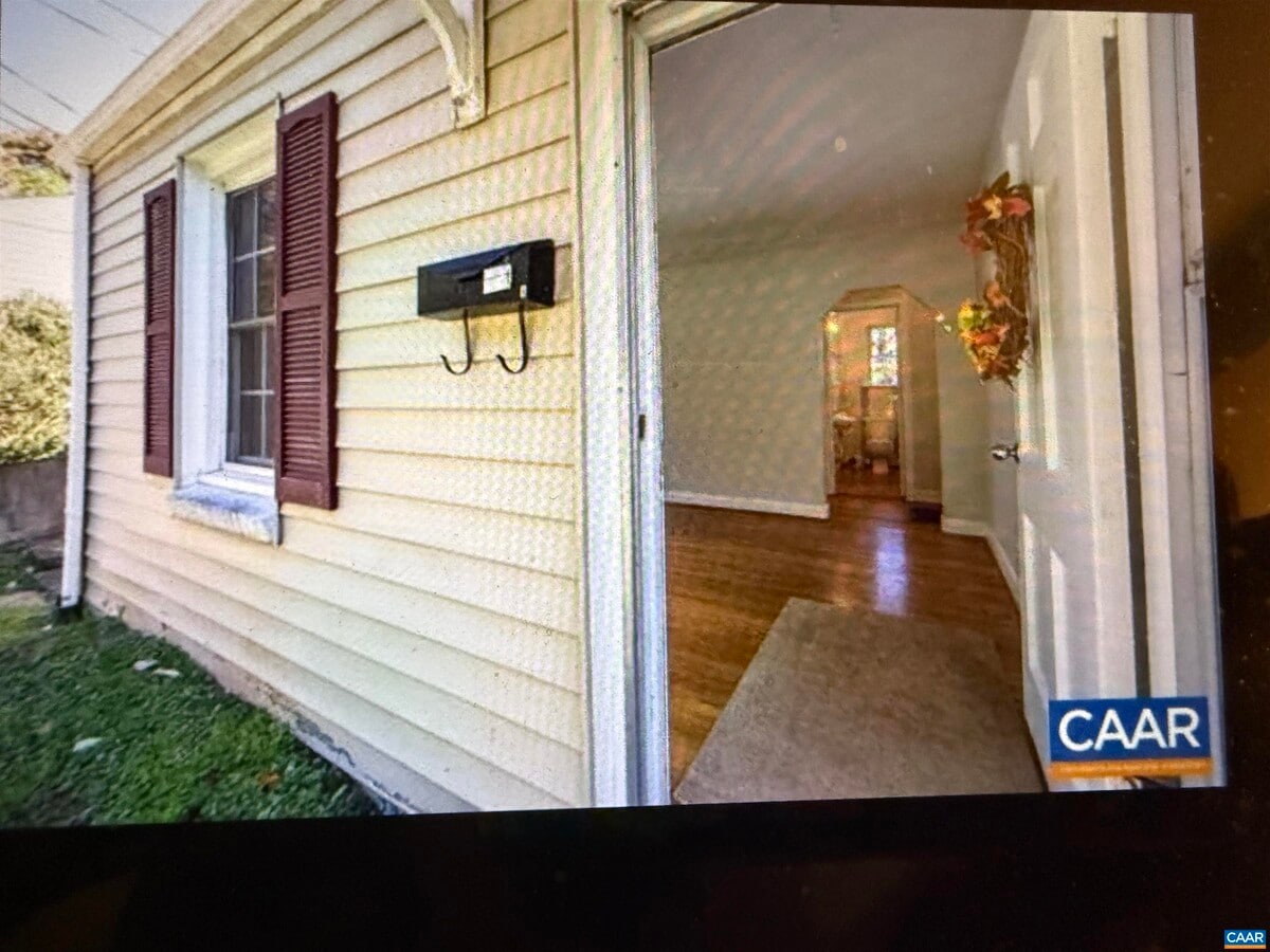 Photo - 2308 Center Ave