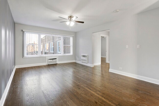 Photo - 7634 N Eastlake Terrace Unit 3S