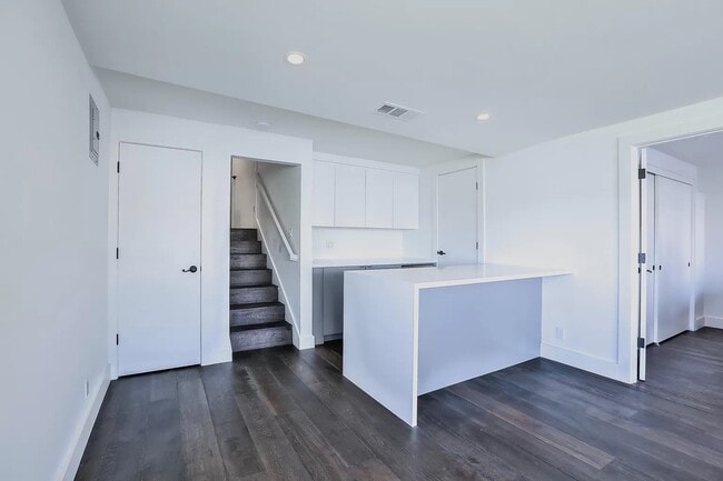 Photo - 686 Port Dr Unit 1