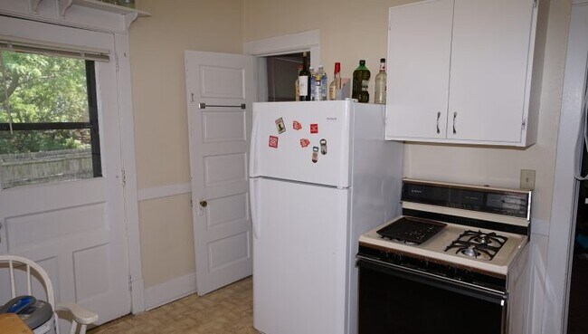 Photo - 729 Clark Ct Unit 1
