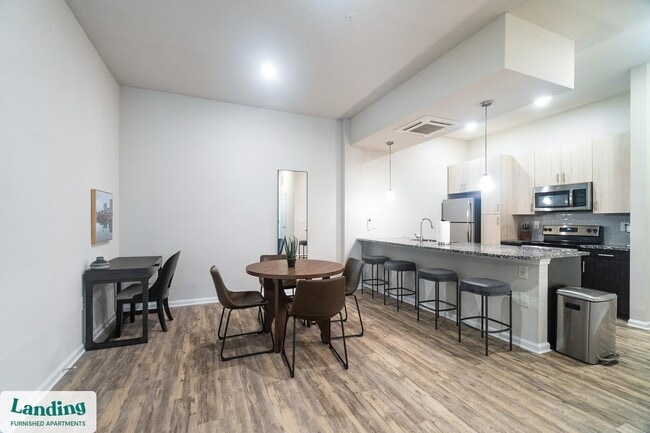 Photo - 655 W Mallard Creek Church Rd Unit 04-305