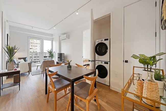 Photo - 931 Carroll St Unit C701