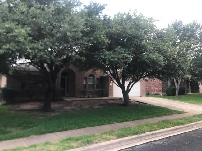 Building Photo - 913 Rochester Castle Way
