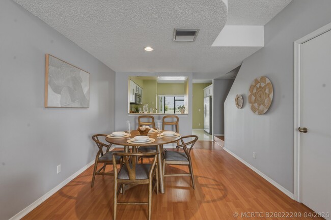 16635 Hemingway Dr