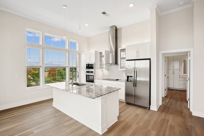 3500 West View