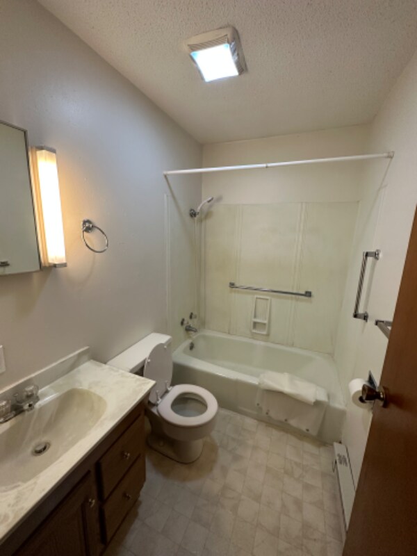 Photo - 204 Locust St