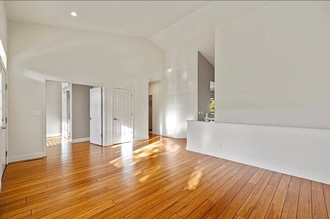 Photo - 4720 Ellicott Way