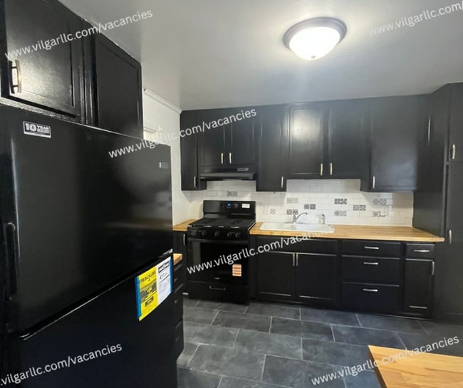 Photo - 3 spacious bedrooms, 2 full bathrooms home...