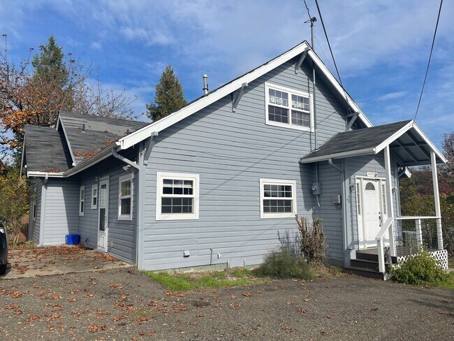 Photo - 5 Bedroom Home in Hucrest