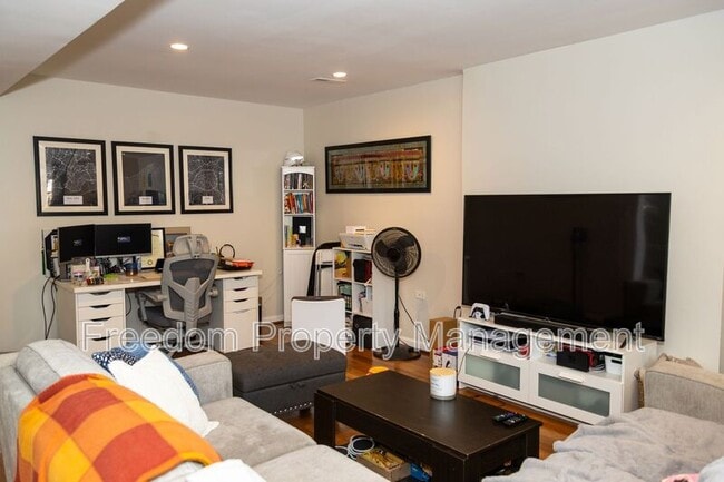 Photo - 5317 Macwood Dr