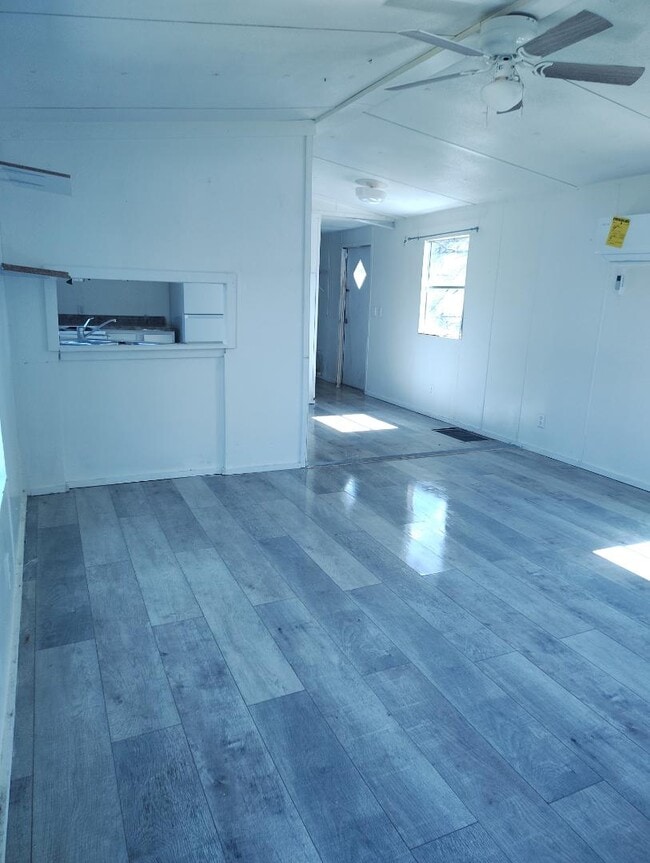 Photo - Scattered Oaks