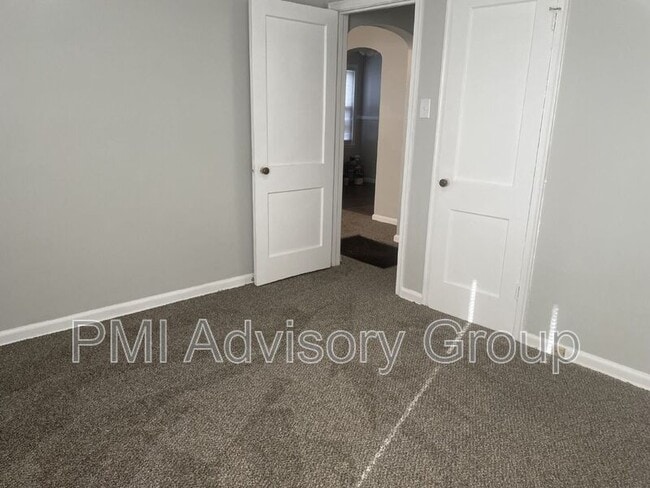 Photo - 2016 SW Medford Ave