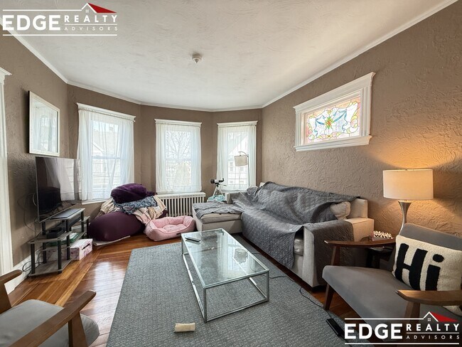 Photo - 90 Hobart St