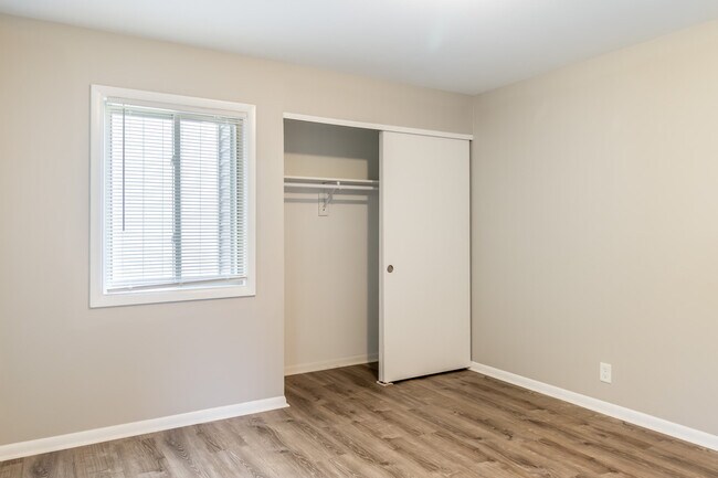 Photo - 4222 S 51st St Unit 10