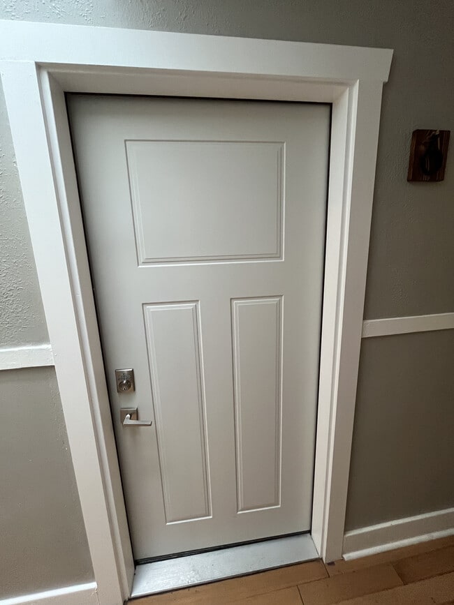 Unit 6: Entry Door - The Fremont