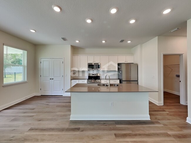 Photo - 1079 Grafton Ridge Dr