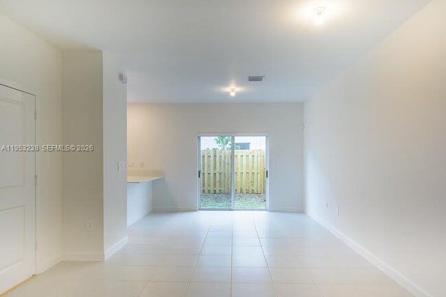 Photo - 2683 SE 11th St