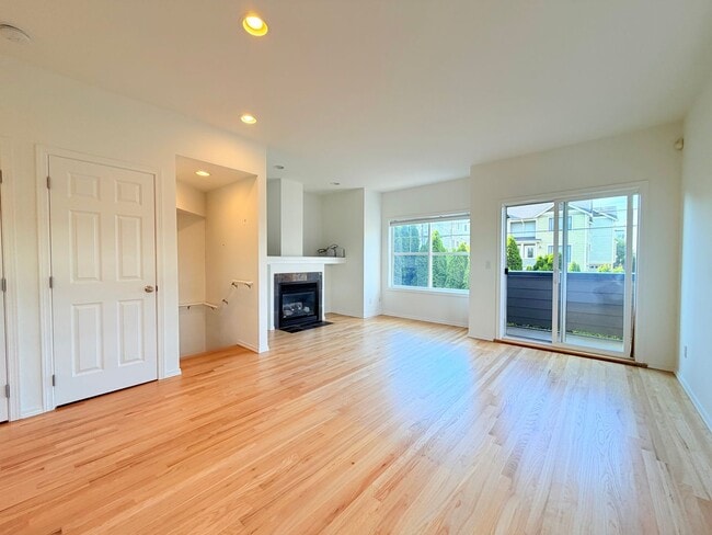 Photo - 2443 NW 59th St