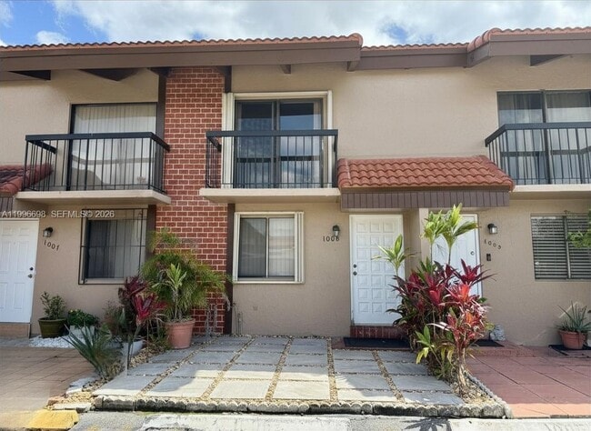 Building Photo - 1911 SW 107th Ave Unit 1006