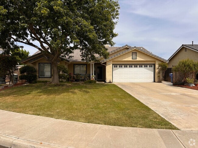 Building Photo - Nice home for rent in Hanford